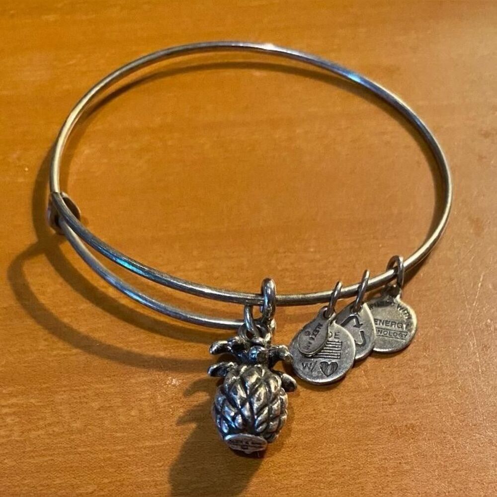 Alex And Ani Pineapple Charm Bangle Bracelet Silver Tone 7"